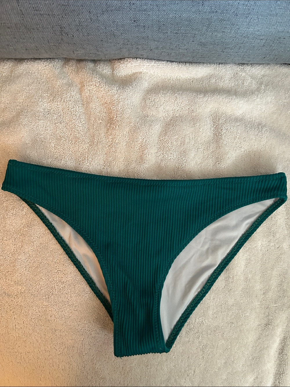 Cupshe Emerald Ribbed Bikini Set - Picture 4 of 5